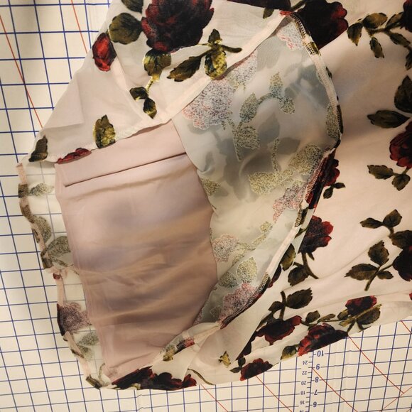 Rare London Pink Rose Devore Lace-Up Midi Dress NWT White Size 4 Hole in bodice - Picture 10 of 12